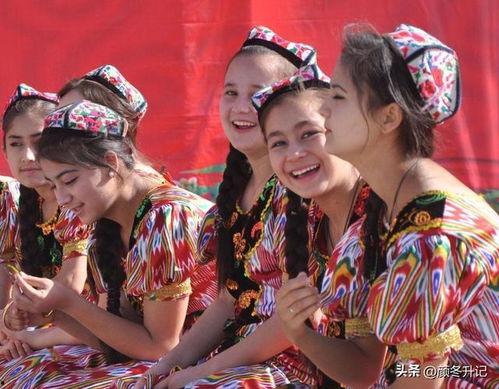 维吾尔族吃瓜各种热门事件,从街头小吃到网络热议