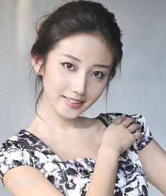 今日新瓜上海师范校花,校园风采引热议