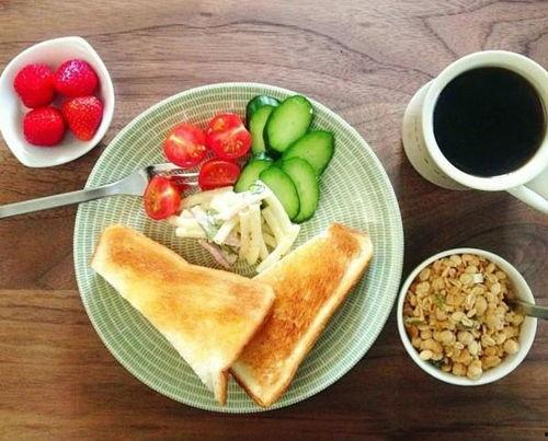 李食早餐吃黑瓜好吗,健康美味两不误