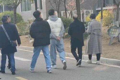 吃瓜热门事件网红叫什么,揭秘吃瓜热门事件网红背后的故事