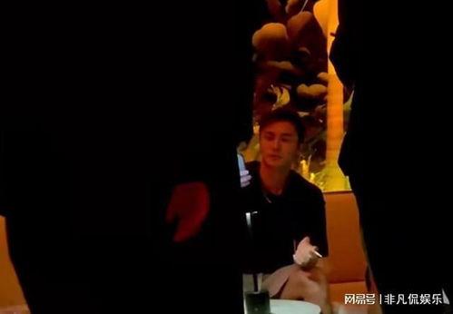 明星网红去的酒吧,揭秘热门酒吧魅力瞬间