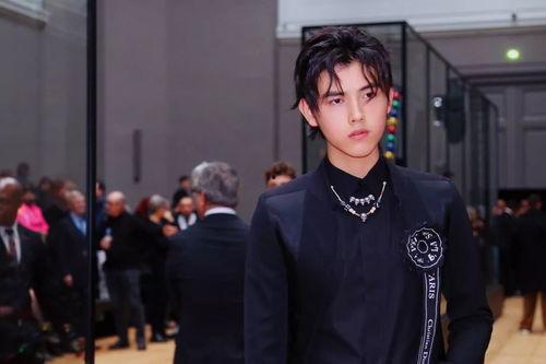 陈飞宇吃瓜娱乐圈微博,揭秘明星幕后故事