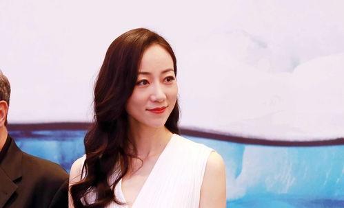 韩雪吃瓜爆料是真的吗,真相揭秘还是无端猜测？