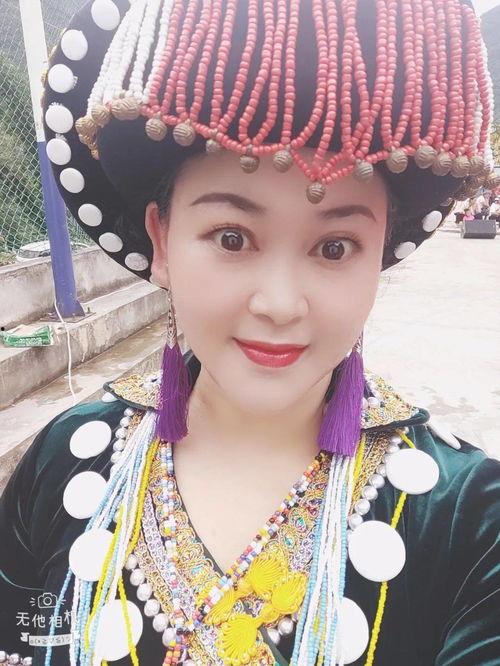 傈僳族明星网红,揭秘傈僳族明星网红的璀璨人生”
